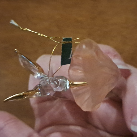 Elegant Glass Hummingbird Ornament flower floral flying flight wings - Picture 3 of 3